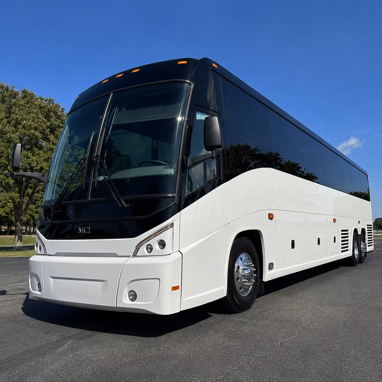 charter buses for tech conference attendees along the us 101 corridor