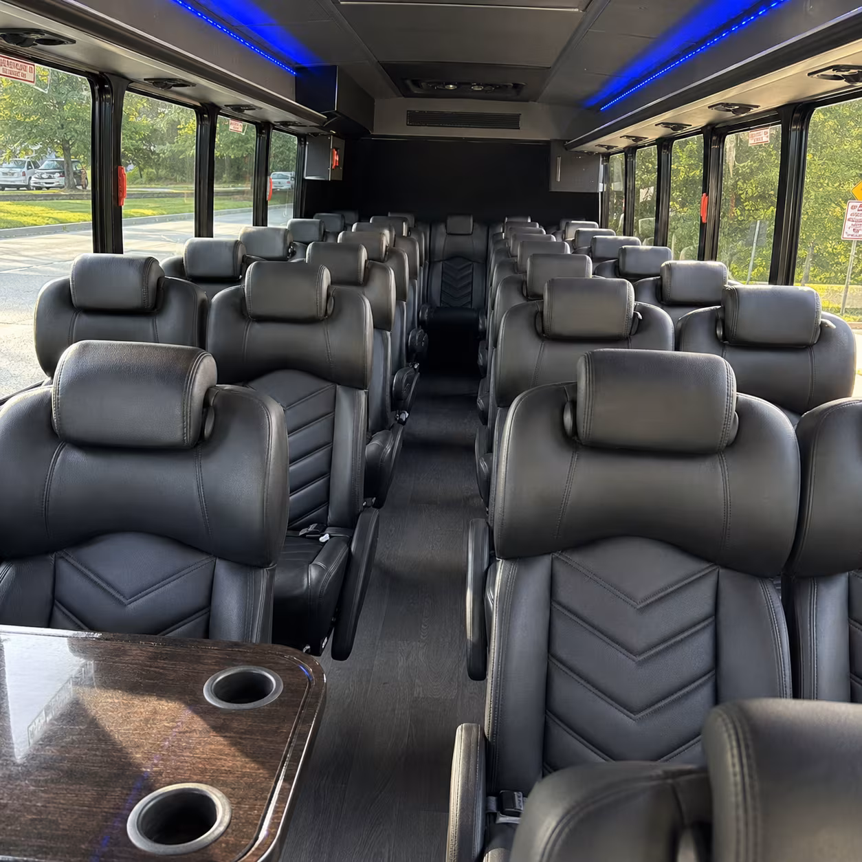 easily book transportation for your next prom 5