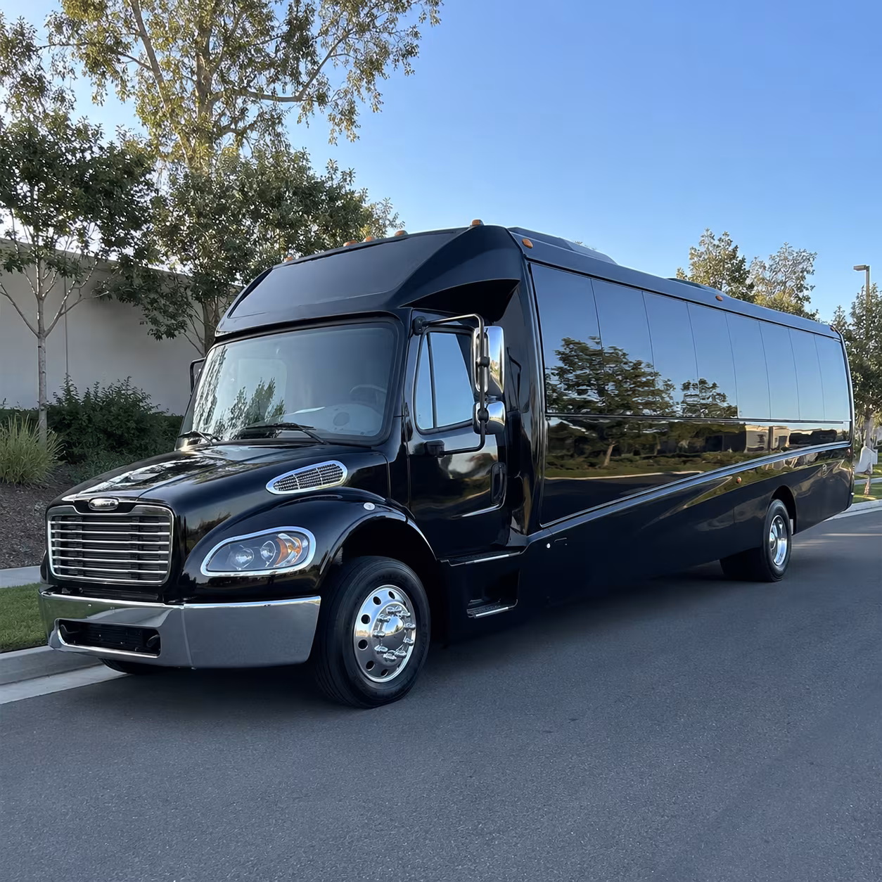 mountain view 20 passenger minibus
