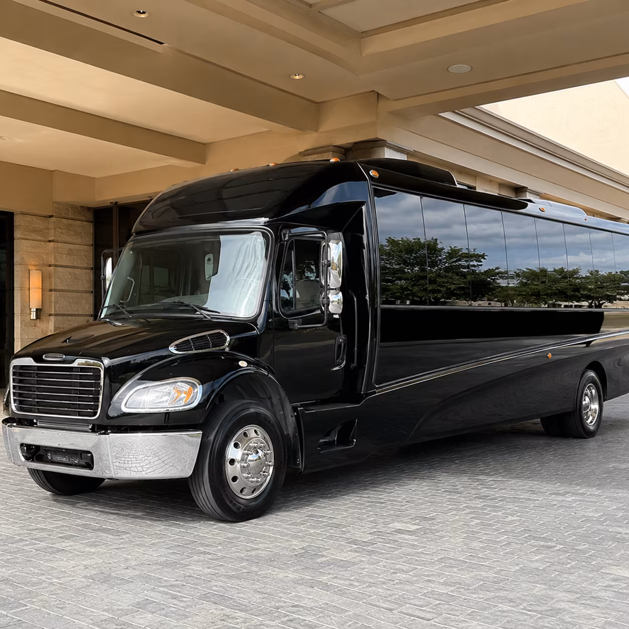 mountain view 28 passenger minibus