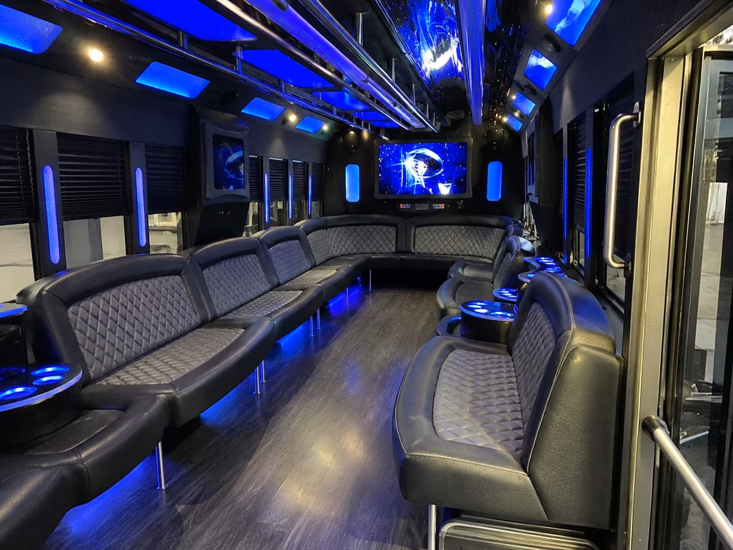 mountain view 28 passenger party bus interior