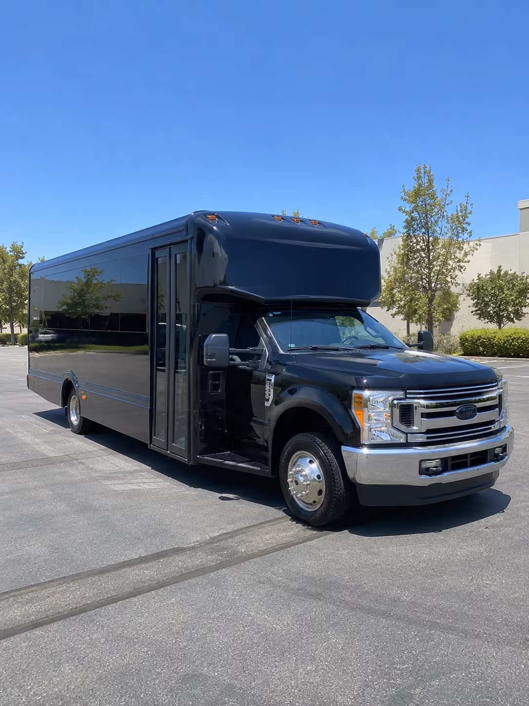 mountain view shoreline amphitheatre party bus rental