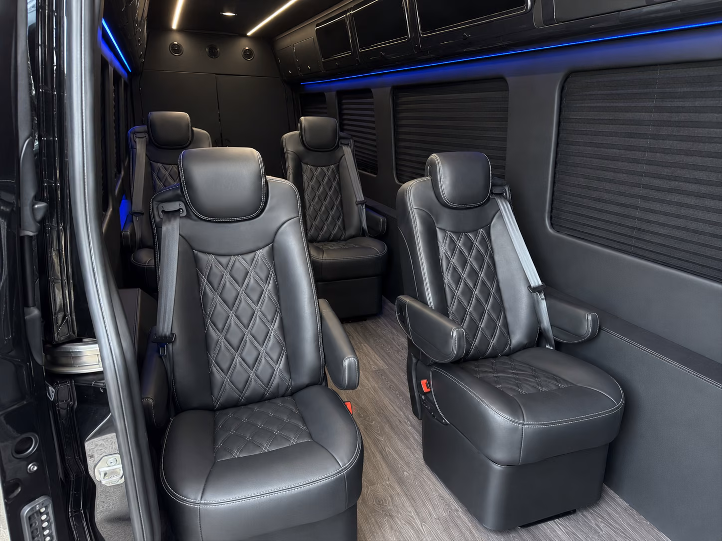 sprinter vans and minibuses for executive teams and small group corporate travel